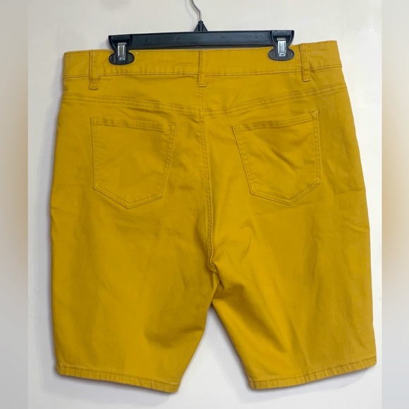 D. Jeans , Mustard Yellow Denim Shorts – Women’s Size 16 - Picture 3 of 9